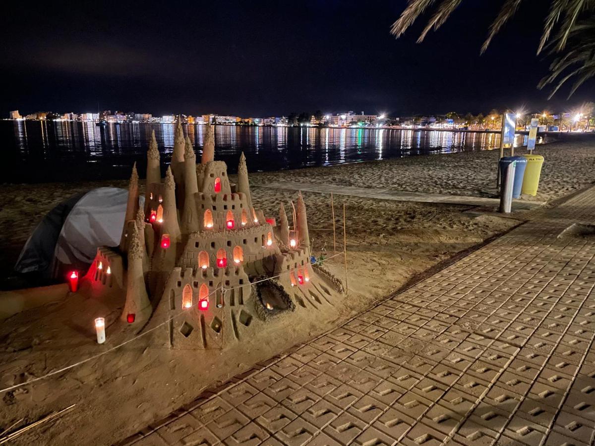 Roses Beach Buitenkant foto