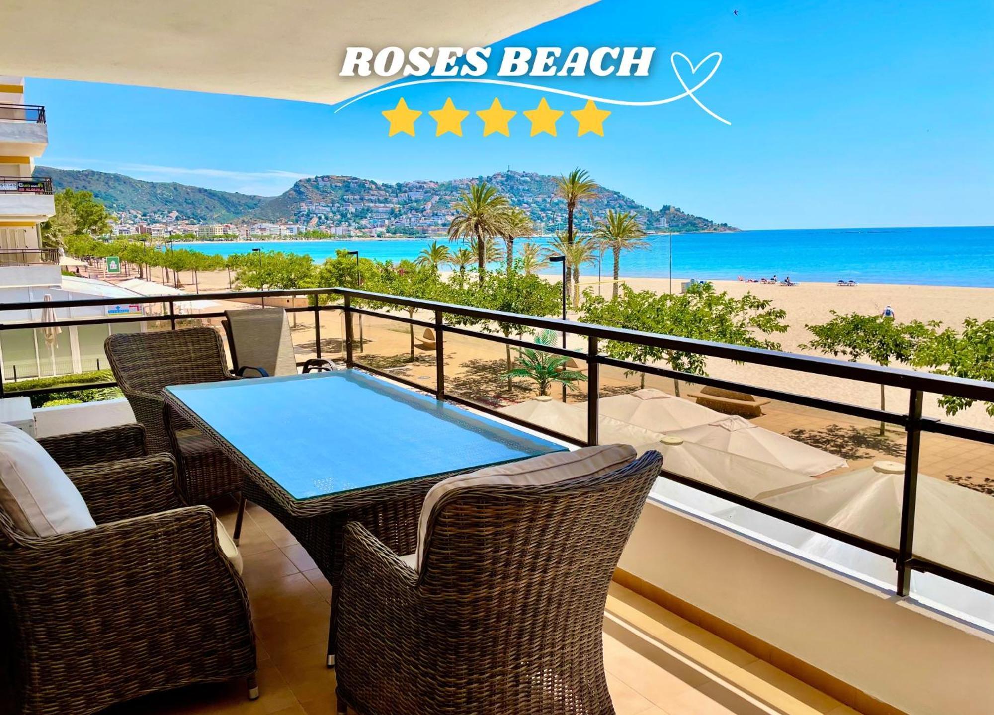 Roses Beach Buitenkant foto